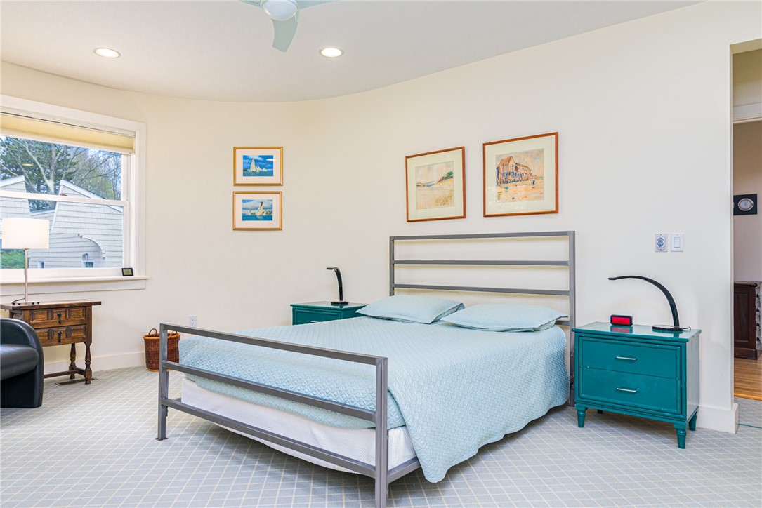 1585 Boston Neck Road