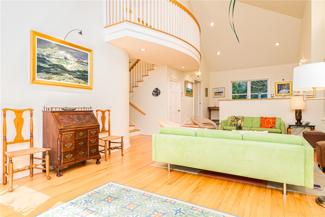 1585 Boston Neck Road