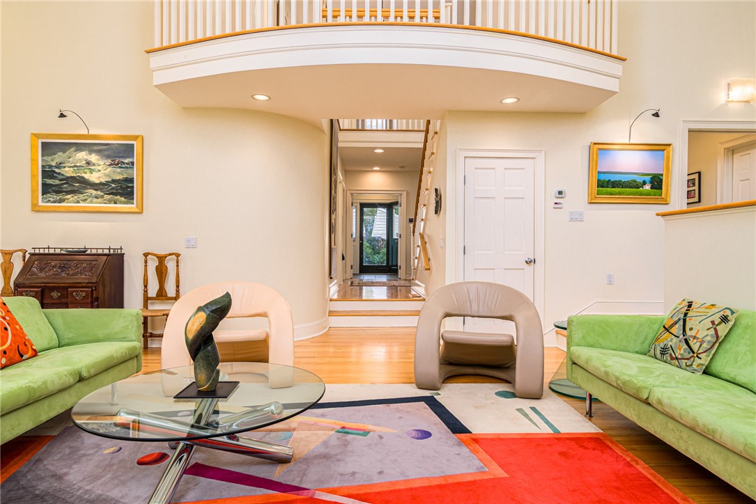 1585 Boston Neck Road