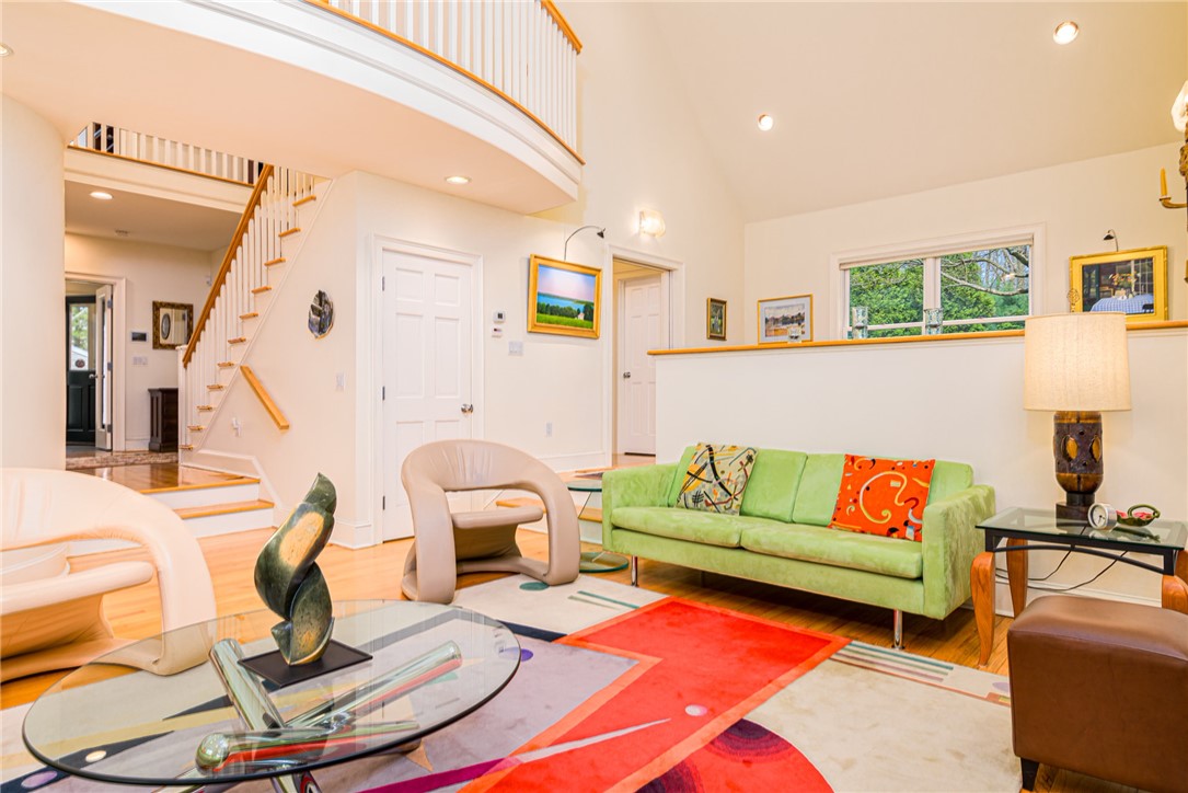 1585 Boston Neck Road