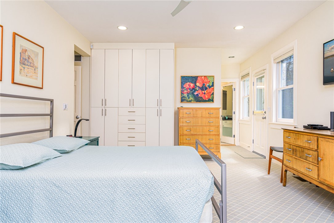 1585 Boston Neck Road