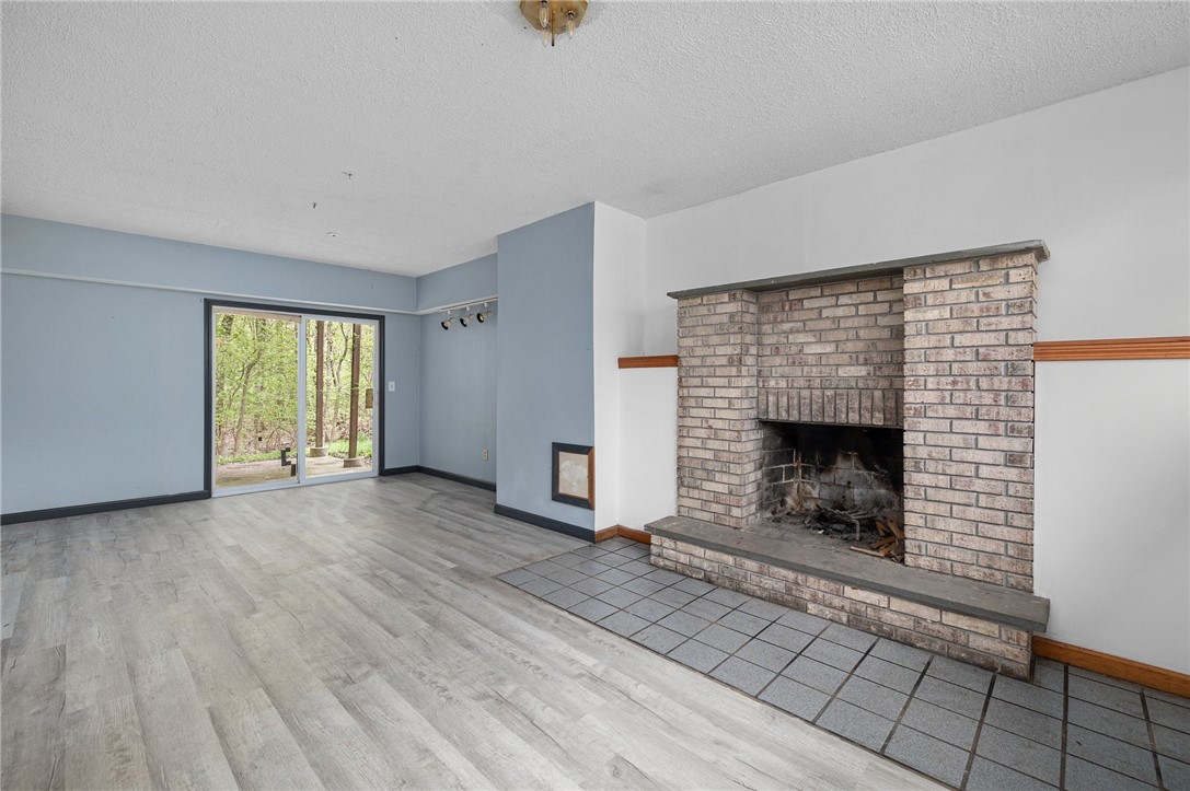 3 Clover Drive