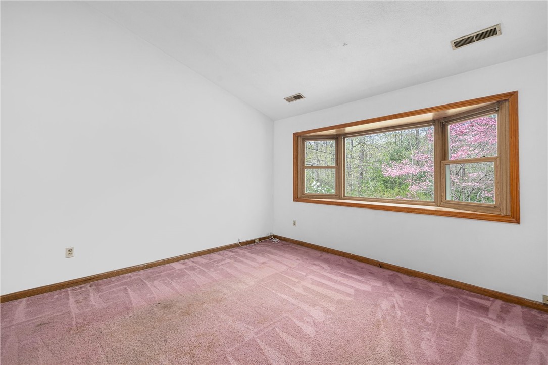 3 Clover Drive