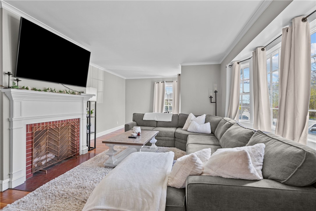 729 Mount Pleasant Avenue