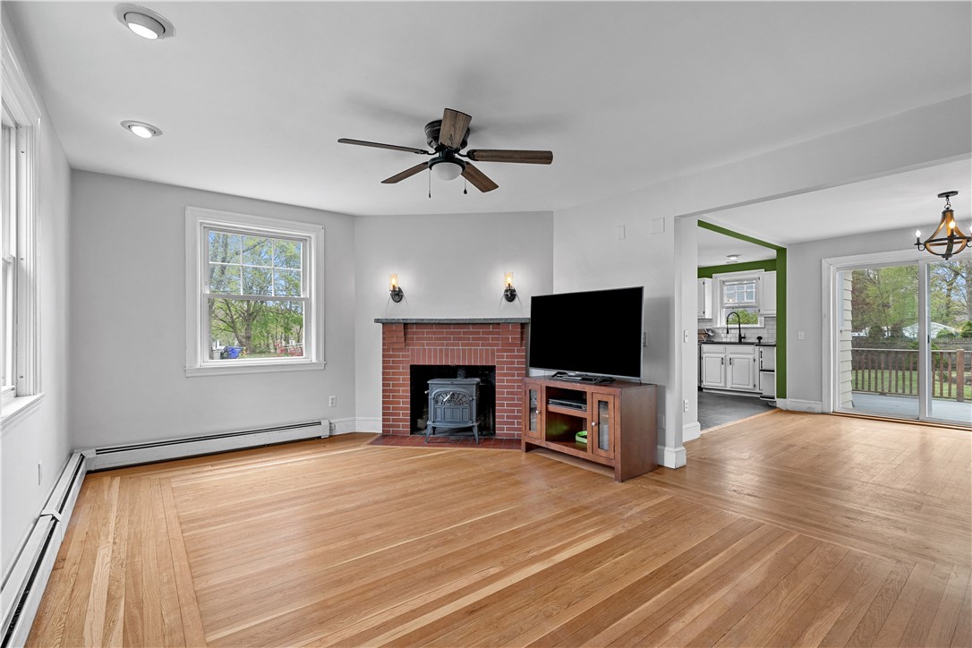 1 Garfield Avenue