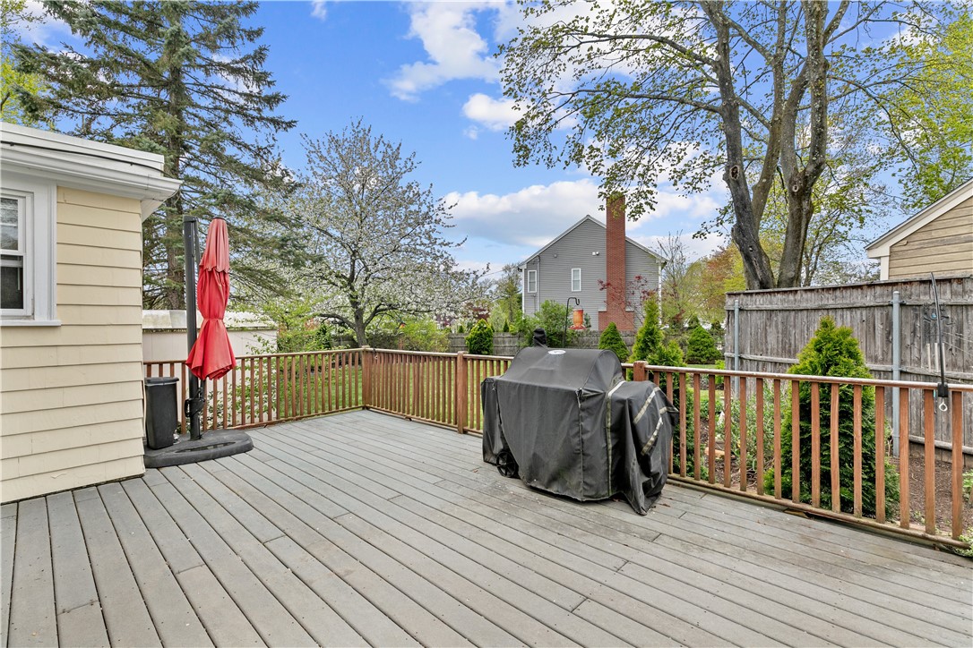 1 Garfield Avenue