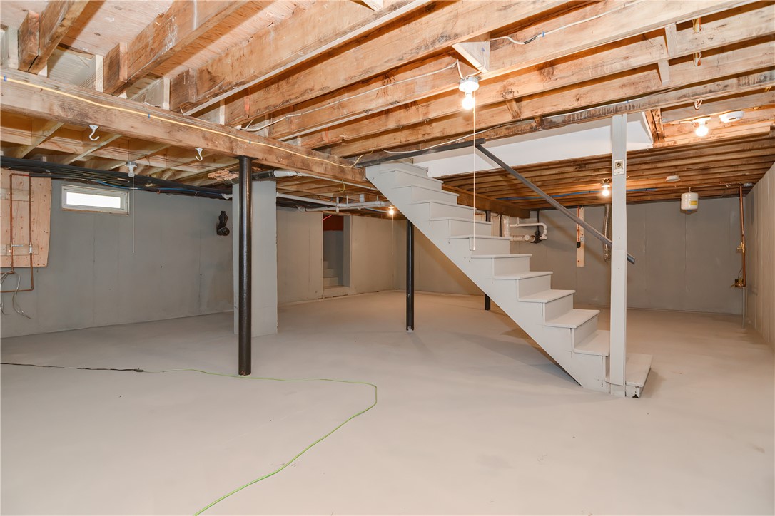 85 Sherwood Terrace