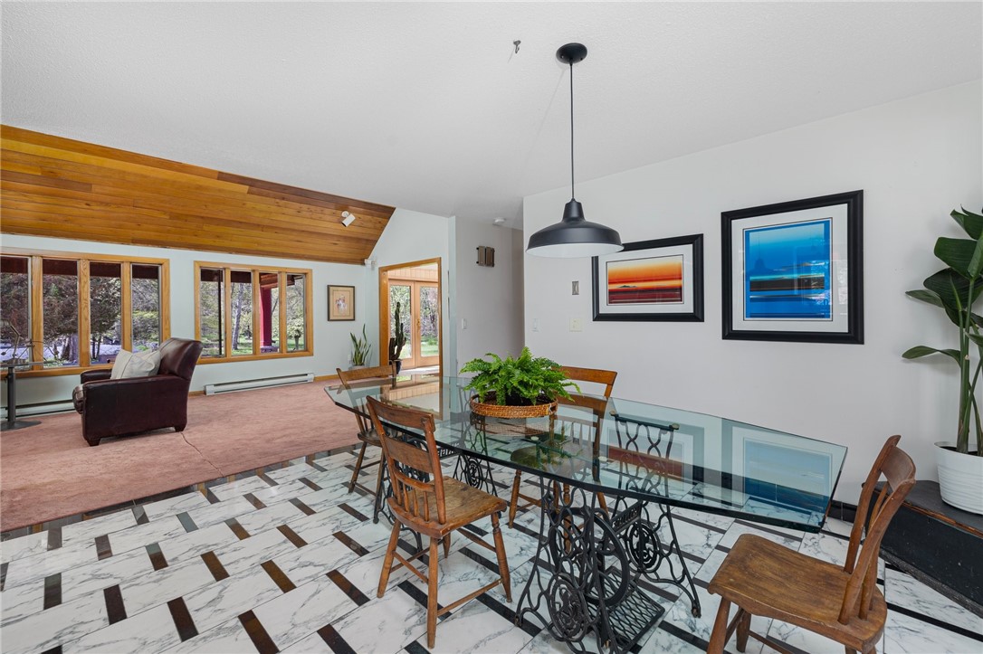 589 East Shore Road Road