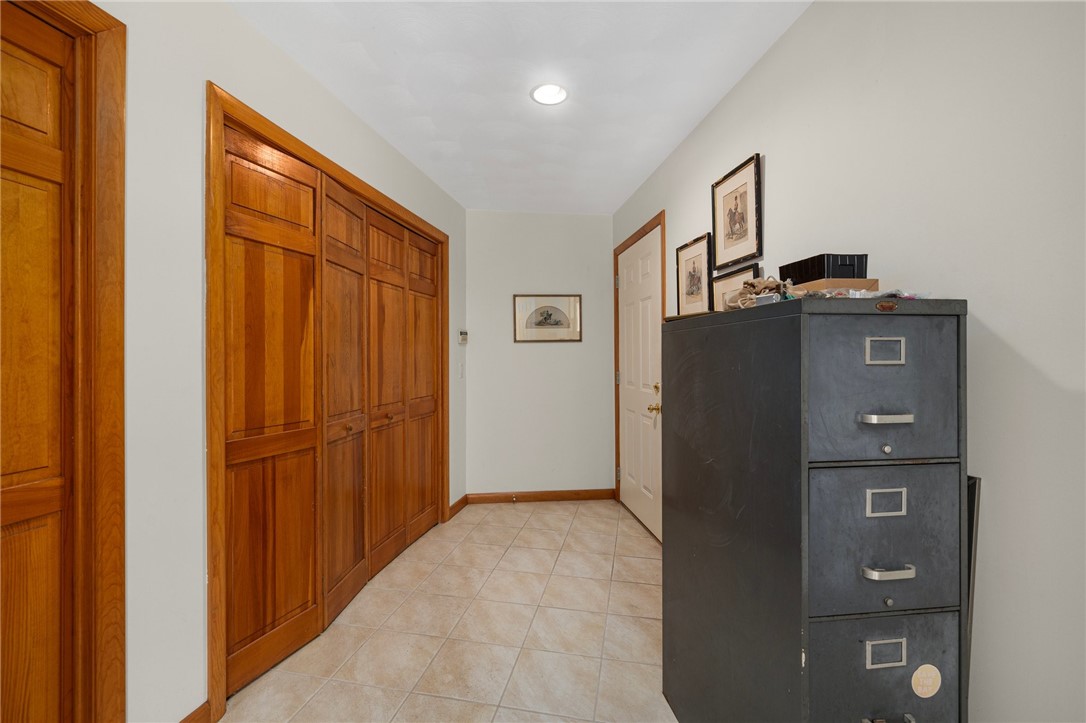 589 East Shore Road Road