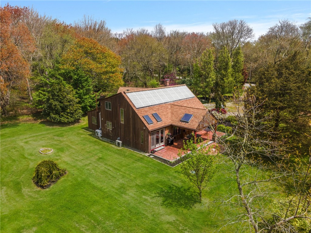 589 East Shore Road Road