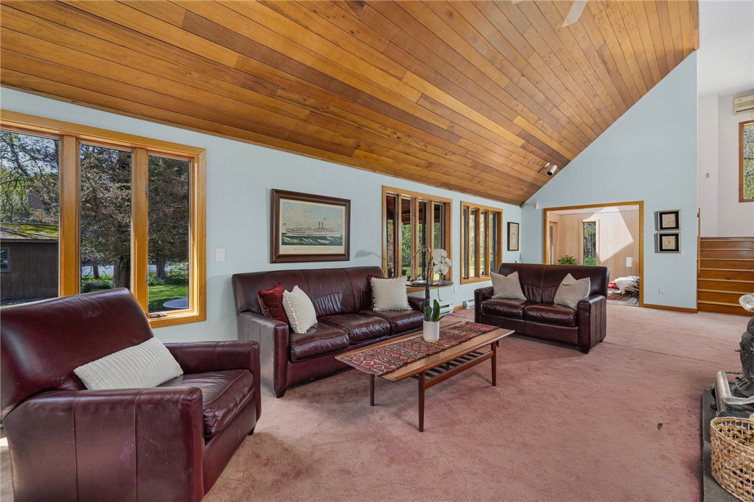 589 East Shore Road Road