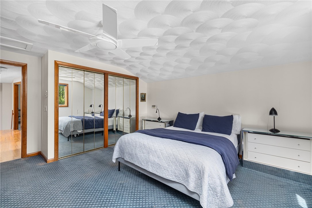 589 East Shore Road Road