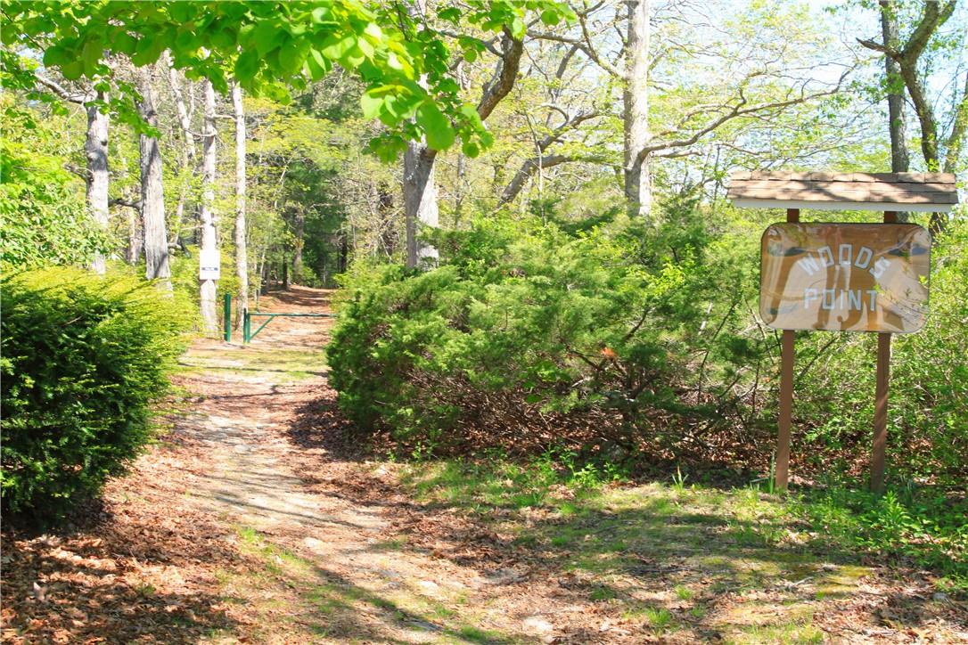 15 Wood Cove Drive