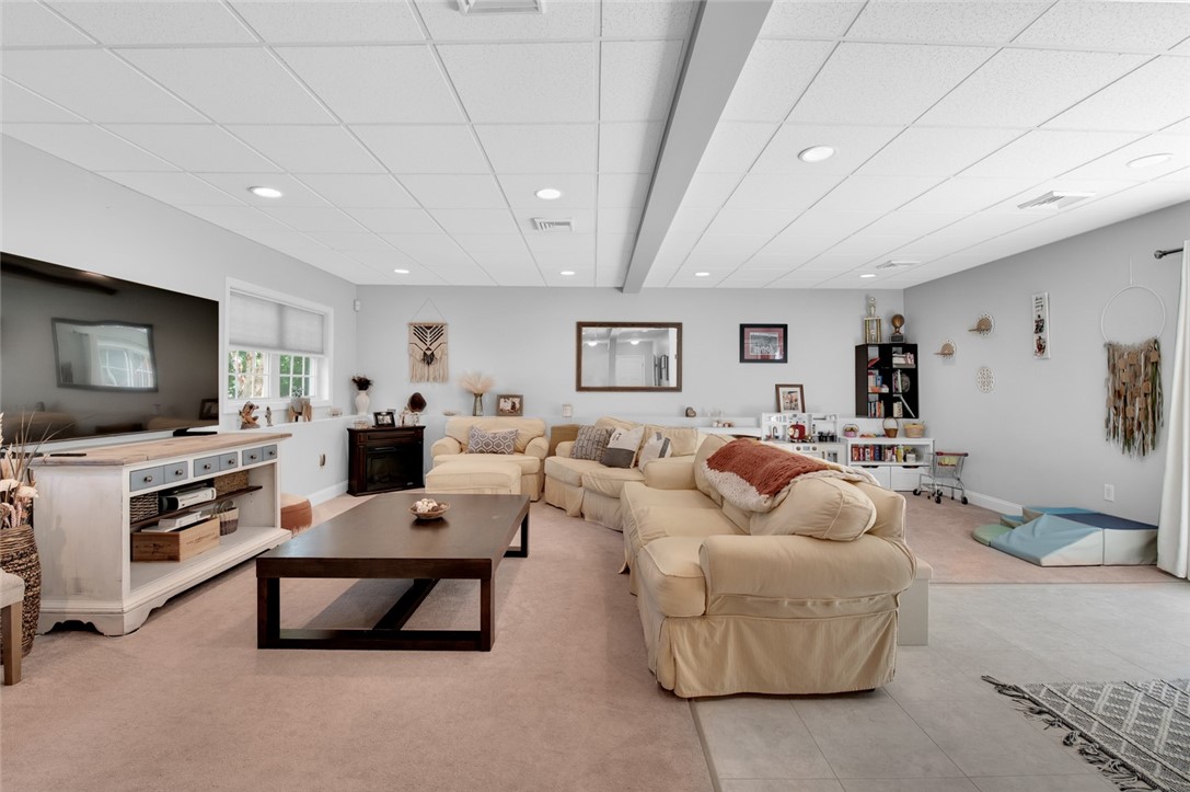 10 Soltys Court