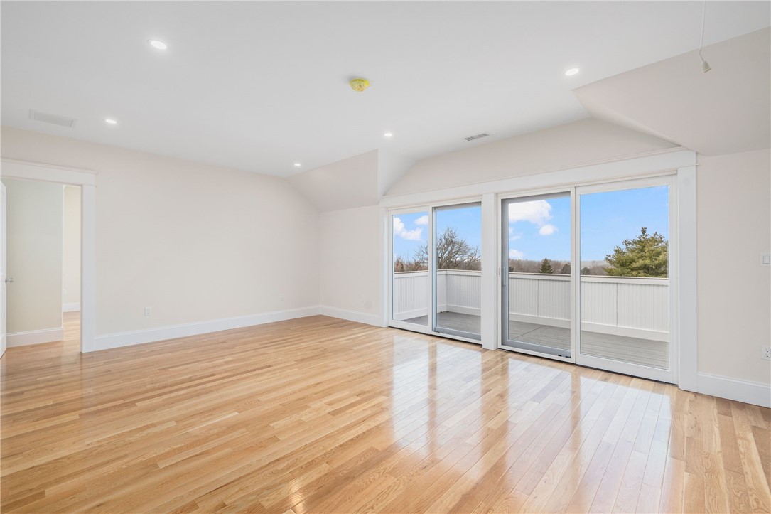 24 Willow Lane