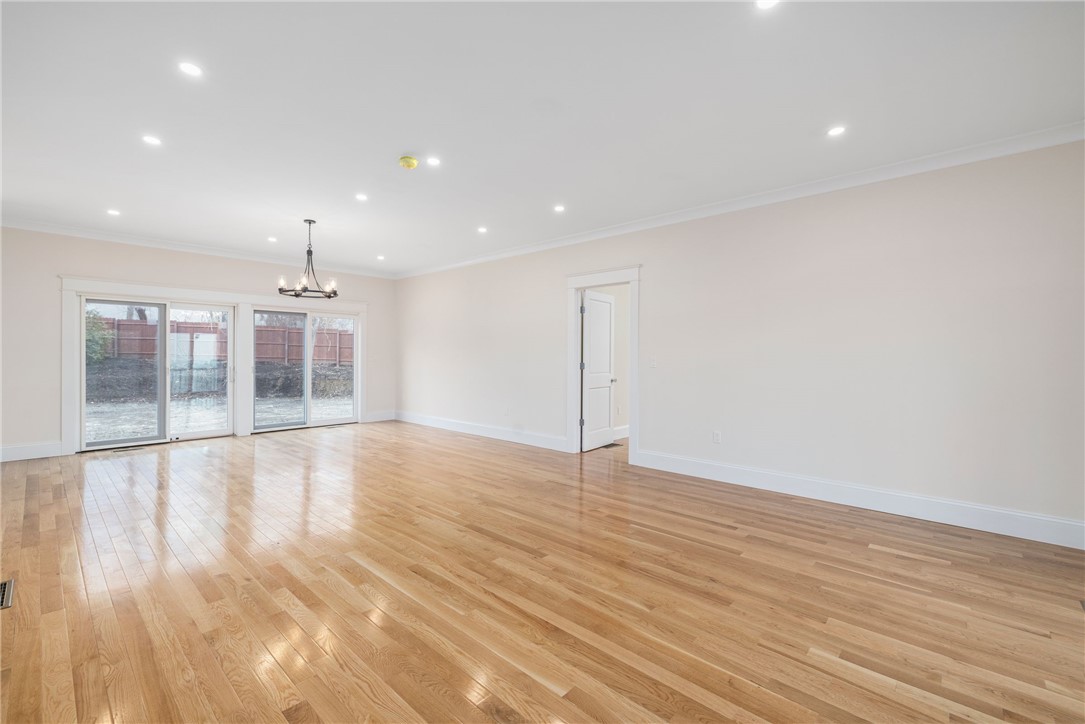24 Willow Lane