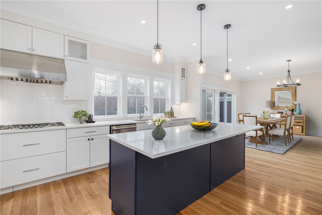 24 Willow Lane