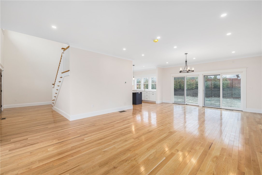 24 Willow Lane
