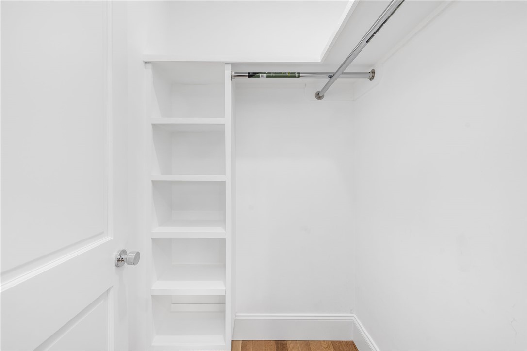 24 Willow Lane