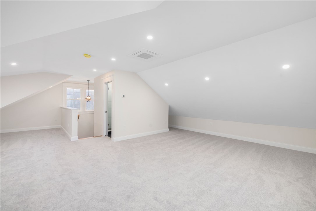 24 Willow Lane