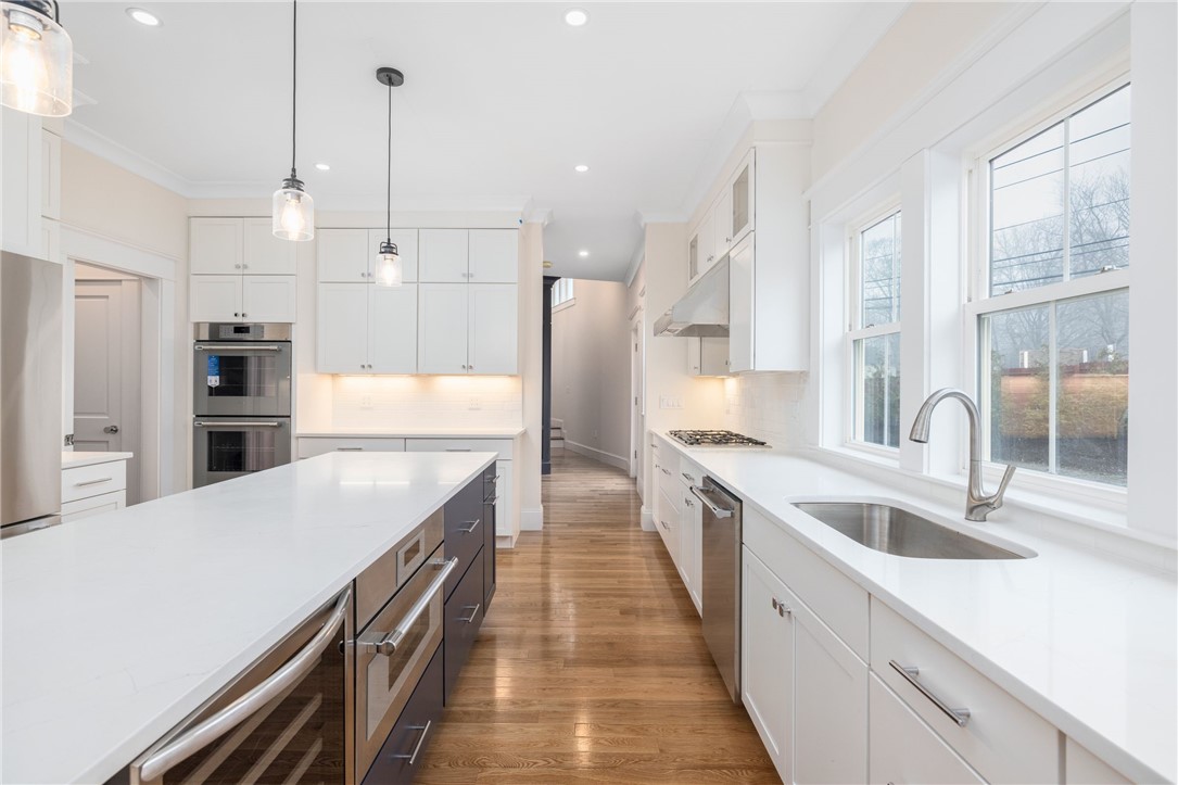 24 Willow Lane