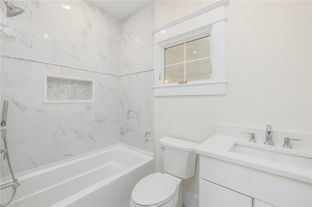 24 Willow Lane