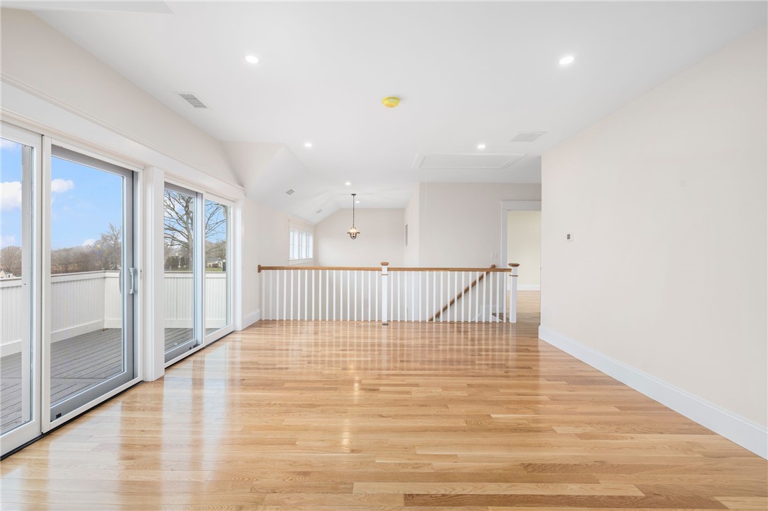 24 Willow Lane