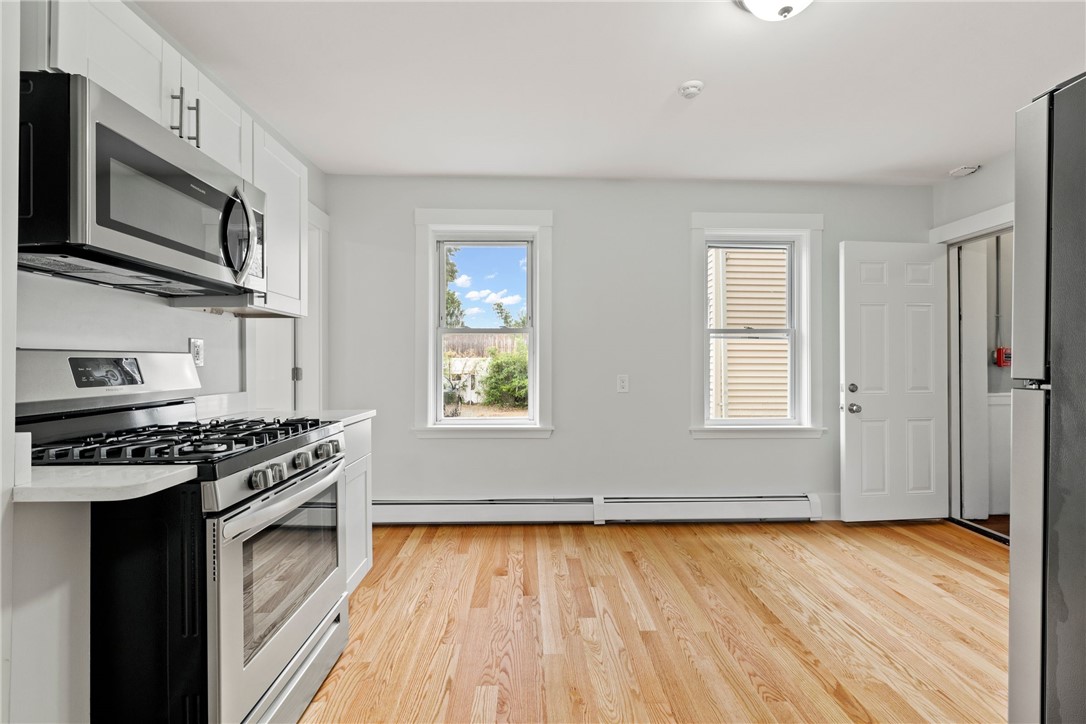 107 Tell Street 3R