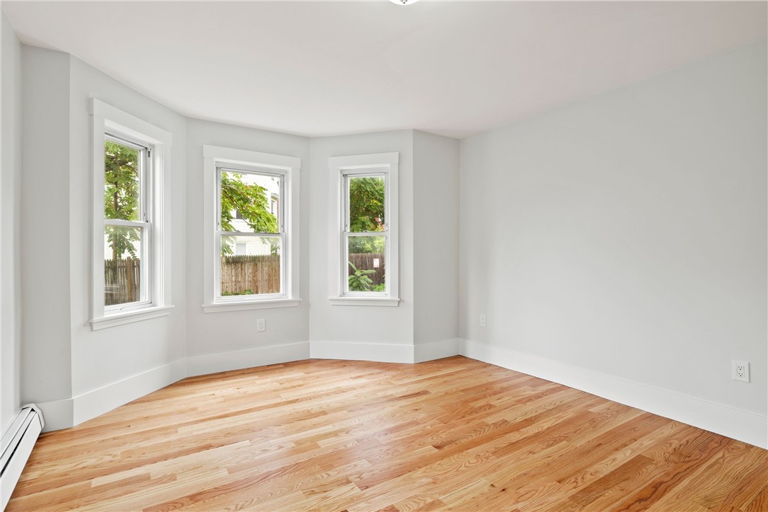 107 Tell Street 3R