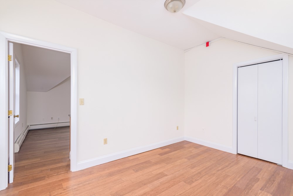 75 Caswell Street 2