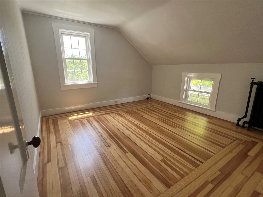 1597 East Main Road