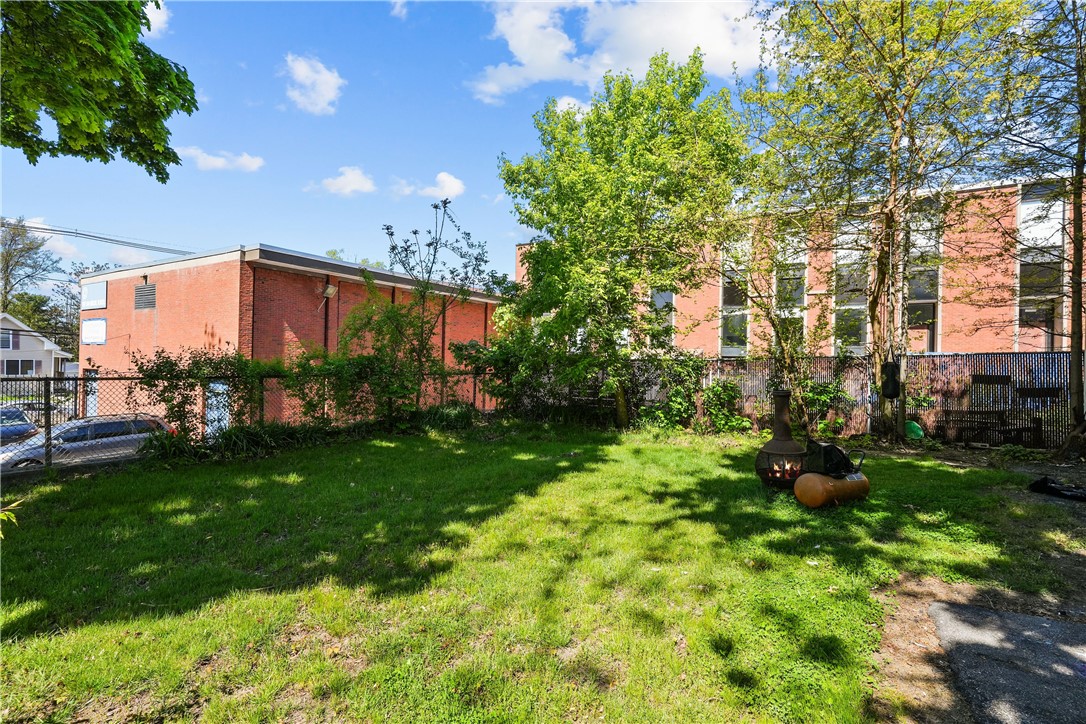 34 Monticello Street