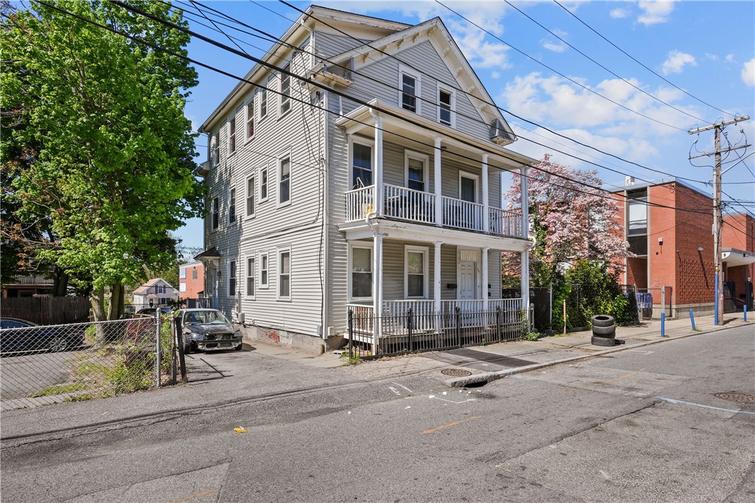 34 Monticello Street