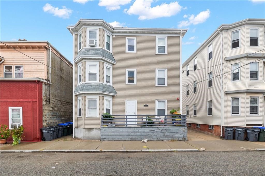 107 Tell Street 1F