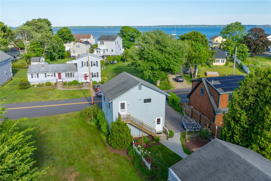 561 Shore Acres Avenue