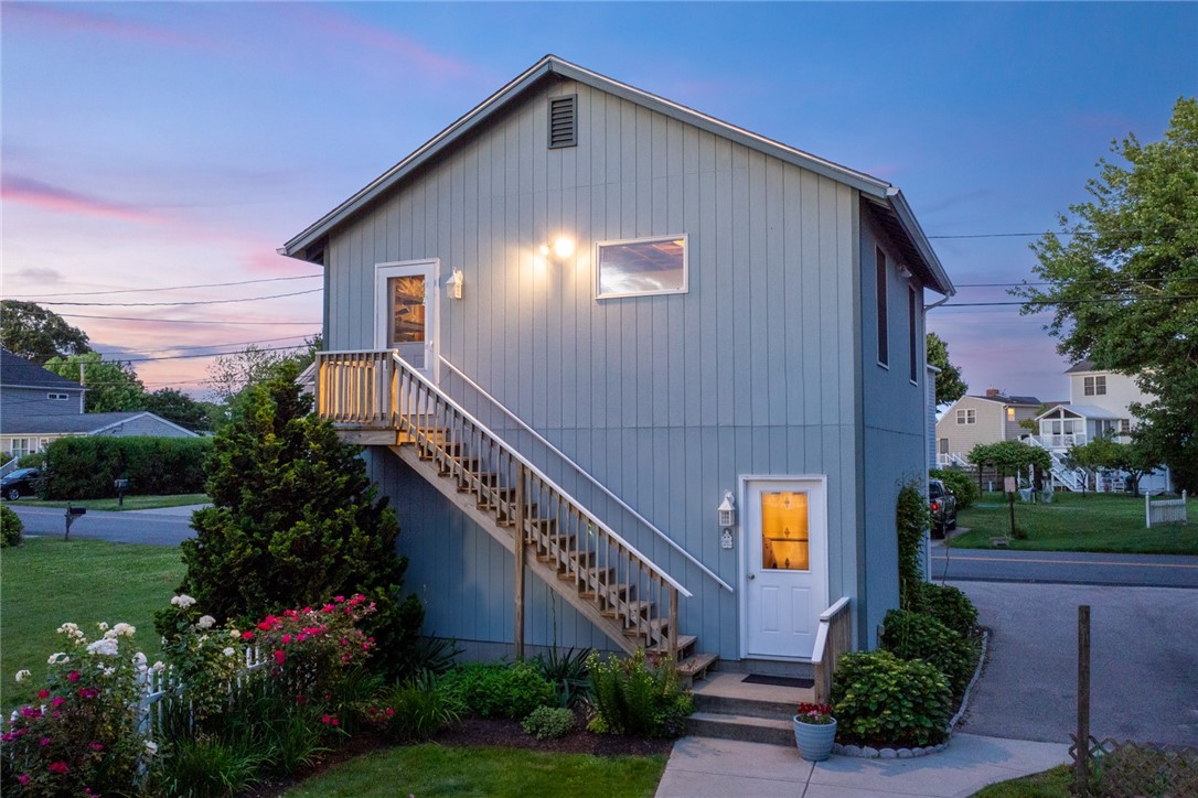 561 Shore Acres Avenue