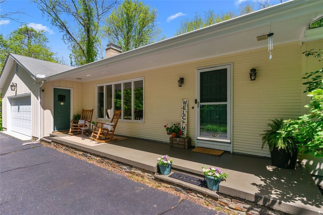 837 Division Road
