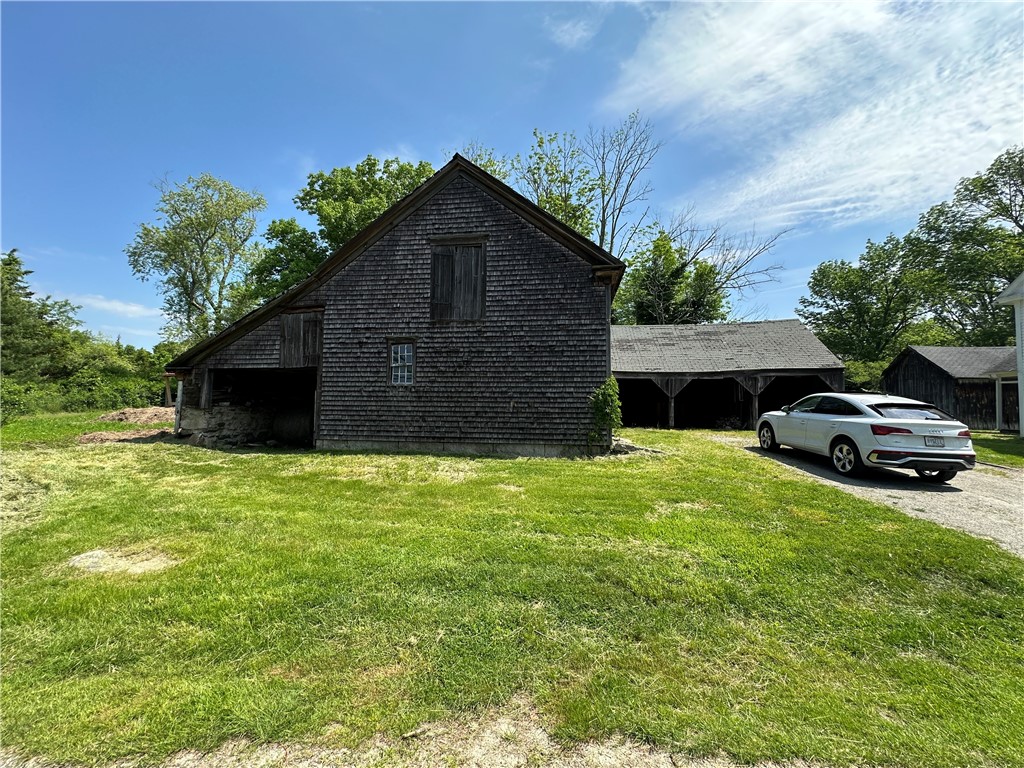 103 Plain Woods Road