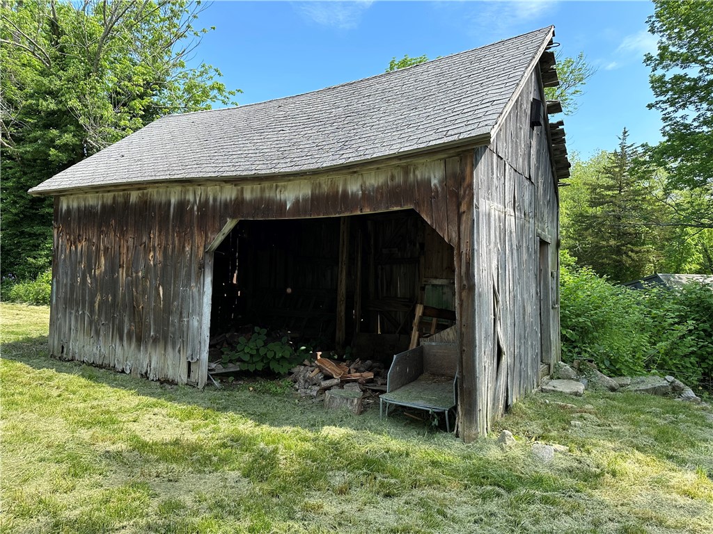 103 Plain Woods Road
