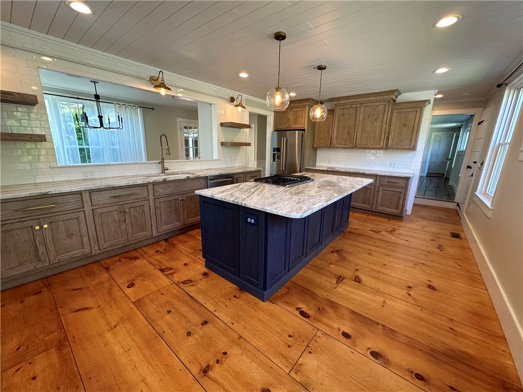 103 Plain Woods Road
