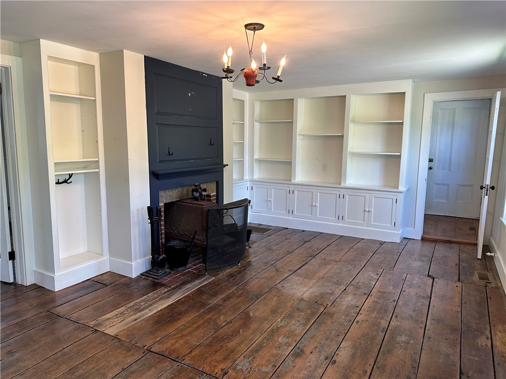 103 Plain Woods Road