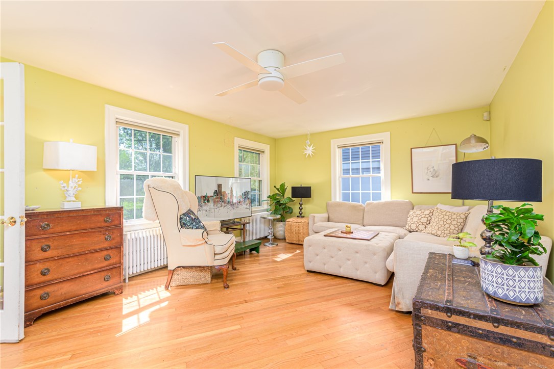 642 Pleasant Valley Parkway