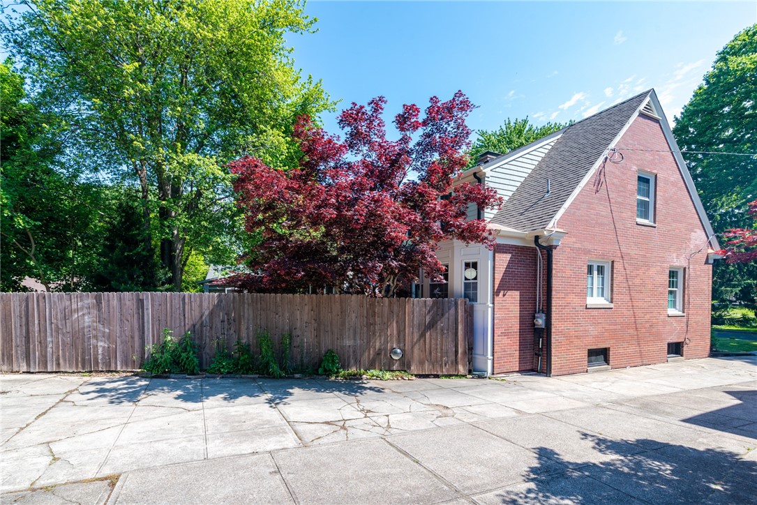 642 Pleasant Valley Parkway