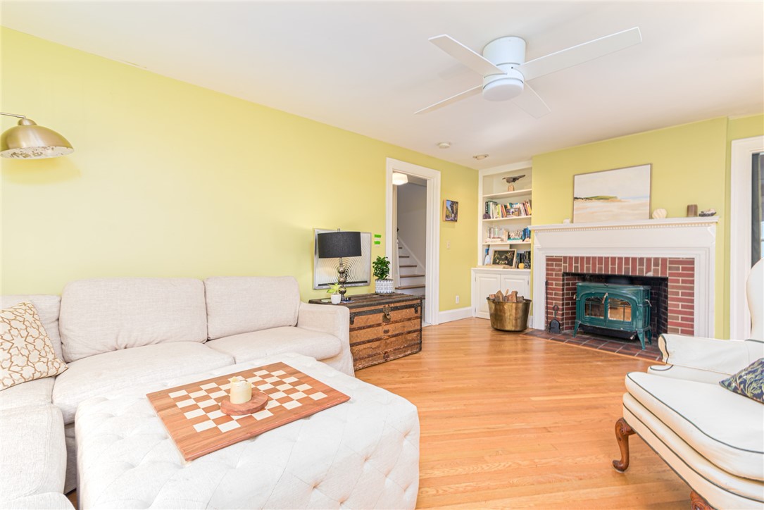 642 Pleasant Valley Parkway