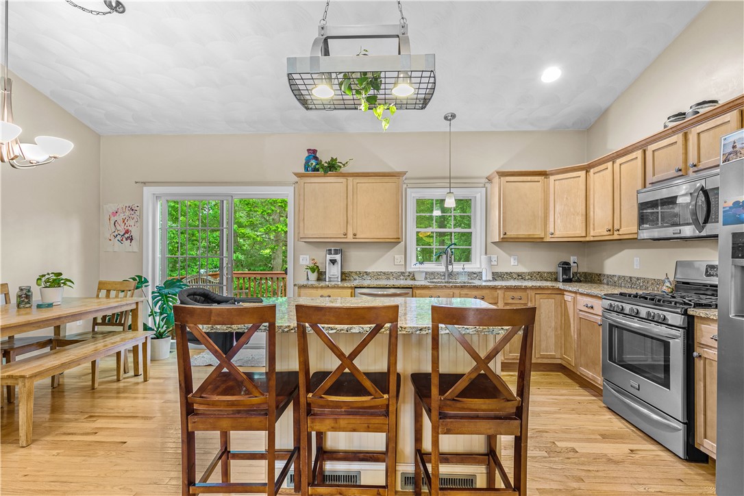 7 Robin Drive