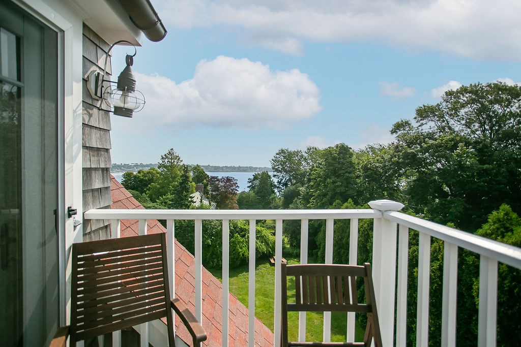 1 Seaview Avenue 4