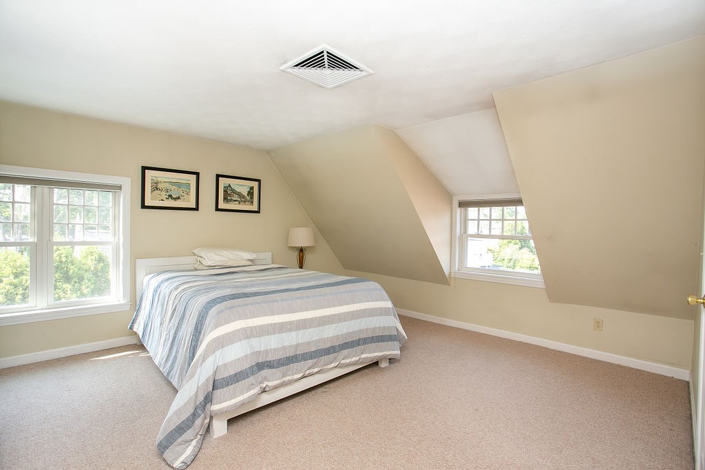 1 Seaview Avenue 4