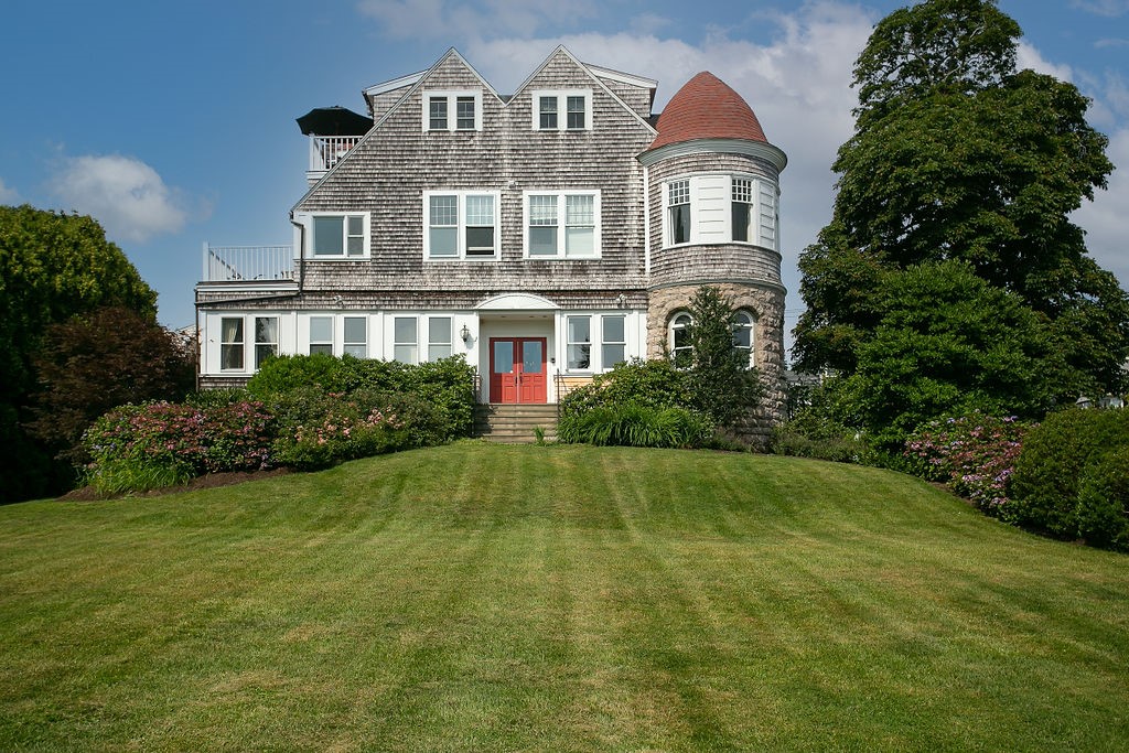 1 Seaview Avenue 4