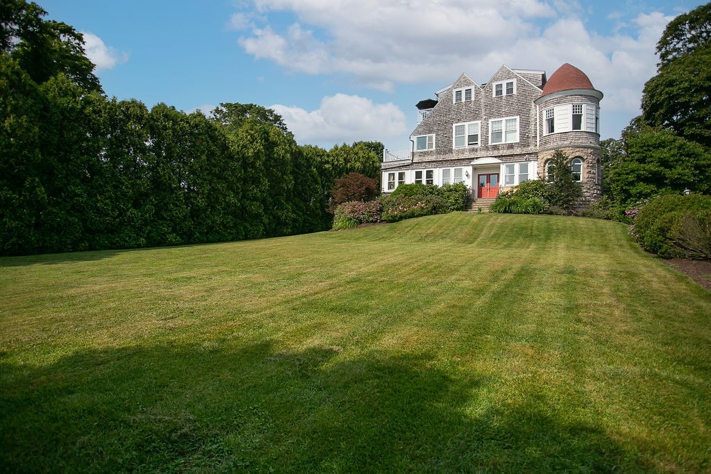1 Seaview Avenue 4