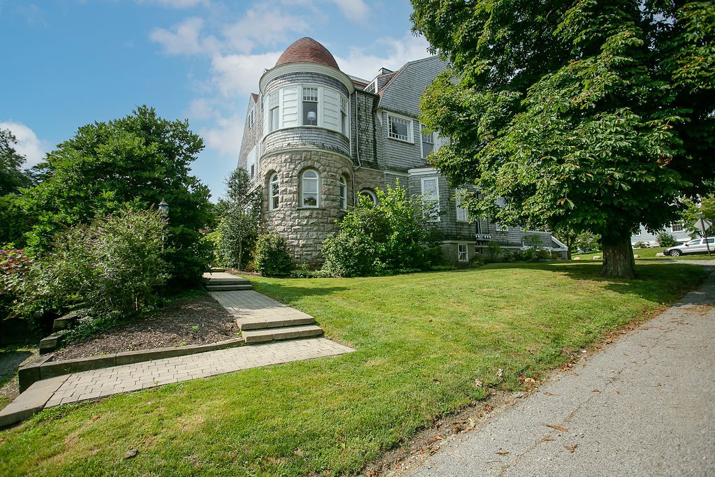 1 Seaview Avenue 4